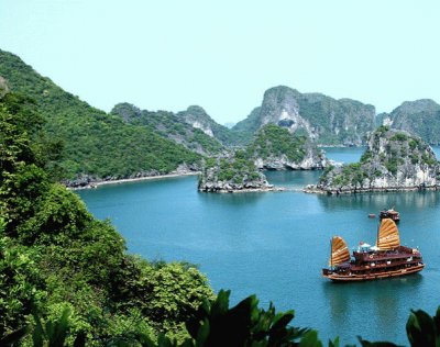 BAHÃA HALONG, VIETNAM