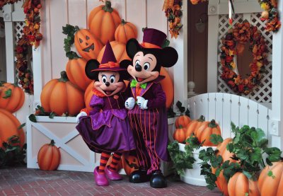 Mickey 's Halloween Party