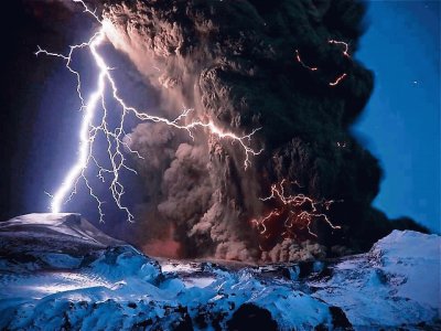 eruption with lightning