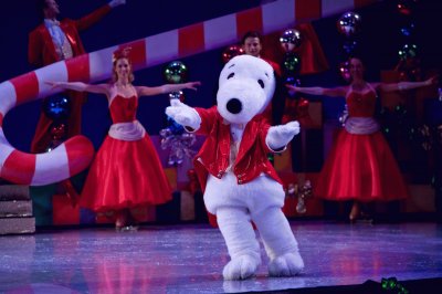 Snoopy on Ice-Knotts Berry Farm