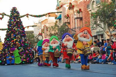 Disneyland Christmas Parade