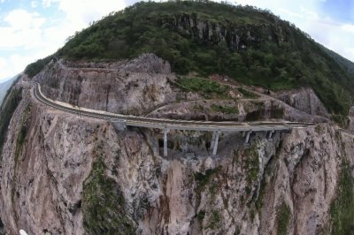 ferrocatrenes