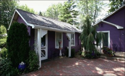 Little Purple House B B-Perrysburg, Ohio