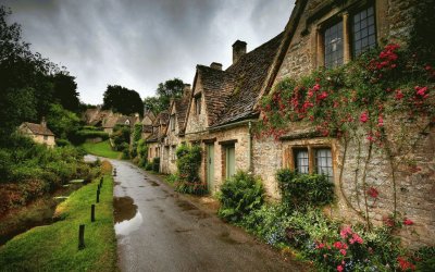 Cottages in the UK