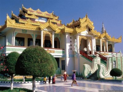 Maha Muni Pagoda Myanmar