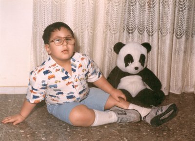 Con el osito panda