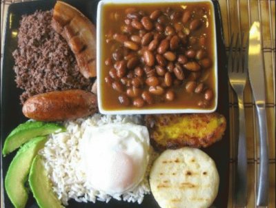 Deliciosa bandeja paisa