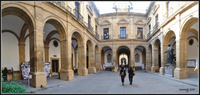 patio universidad sevilla