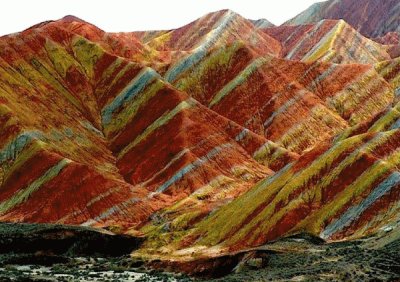 roches multicolores de la montagne Zhangye Danxia