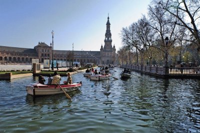 barcas plaza de espaÃ±a, sevilla