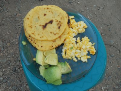 DESAYUNO TICO