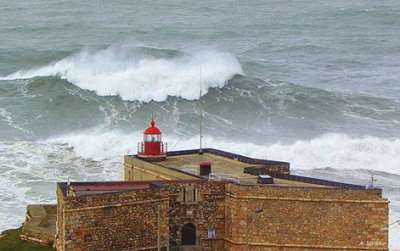 - farol da NazarÃ©- portugal