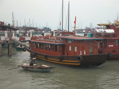 marchande de lÃ©gumes  (Baie d   'Along Vietnam)