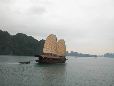 Jonque  Baie d  'Along (Vietnam)