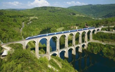 VIADUCTO DE CIZE BOLSOM, FRANCIA.