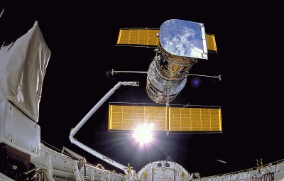 Deployment of Hubble Space Telescope