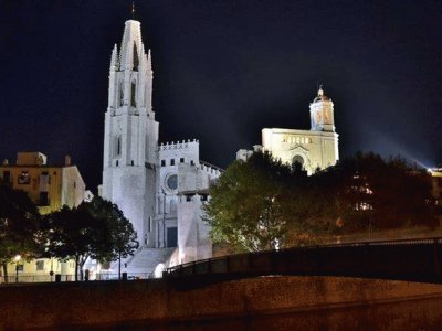 Girona de nit