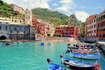 CINIQUE TERRE, ITALIA.