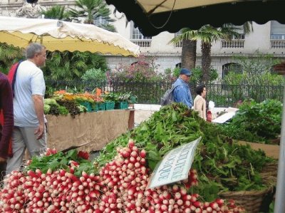 MERCADO EN NIZA, FRANCIA