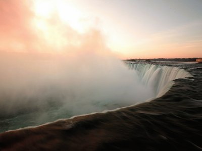 sunrise-niagara-falls-canada