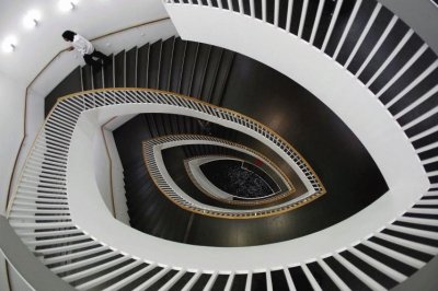 ESCALERA, MUSEO DE ARTE CONTEMPORÃNEO.