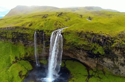 Seljalandsfoss-Iceland