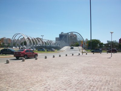 Ringed bridge