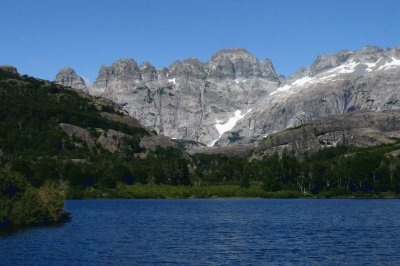 Laguna de Epulaufquen. NeuquÃ©n. Argentina