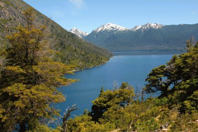 Lago Nahuel Huapi. RÃ­o Negro/NeuquÃ©n. Argentina