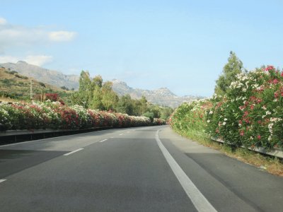 La carretera que va de Catania a Giardini Naxos