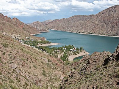 Embalse Los Reyunos. Mendoza. Argentina