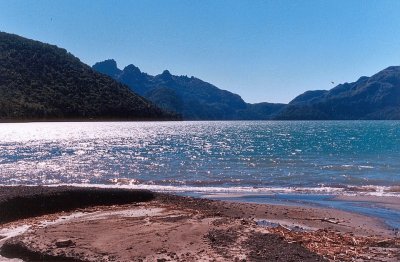 Lago Tromen. NeuquÃ©n. Argentina