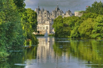 storia st james park