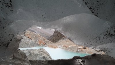 Cuevas del Cerro Alvear. Tierra del Fuego. Argentina