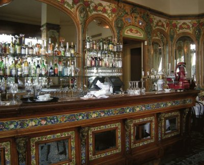 bar