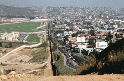 US_Mexico_Border_TijuanaMX