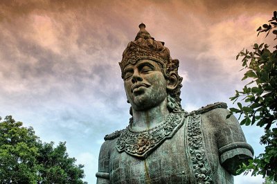 garuda wisnu kencana