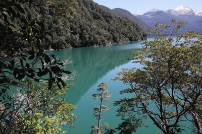 Lago Cisne. Chubut. Argentina