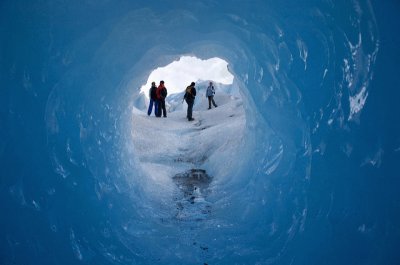 TÃºnel de hielo en la Patagonia Argentina