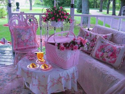 Pretty Pink Front Porch Design