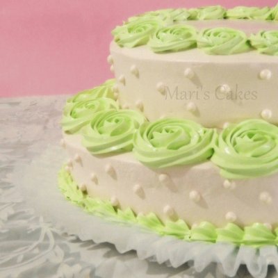 pastel blanco con verde