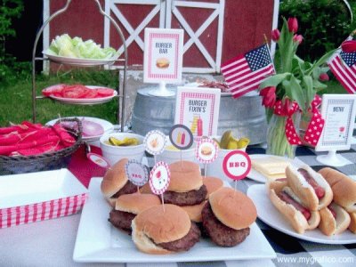 Creative Barbeque Table