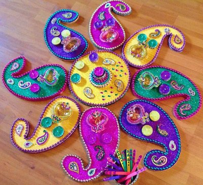 Vibrant Hand Made Mehndi Plates