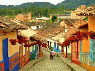 Casas GuatapÃ© Antioquia