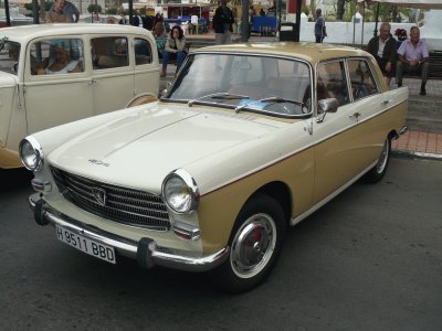 Peugeot 404