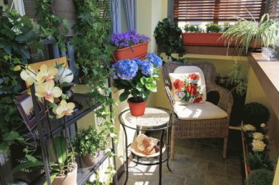 Pretty Decorating of Small Balcony