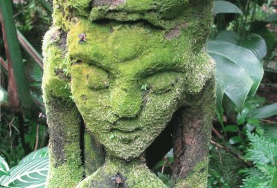 Garden totem, Singapore