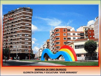 MIRANDA DE EBRO (BURGOS)-ESCULTURA Â¨VIVIR MIRANDOÂ¨