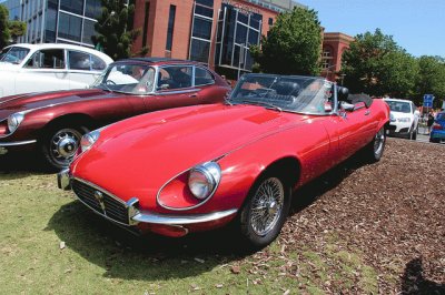 Auto 1973 Jaguar XK-E V12 Series III Roadster