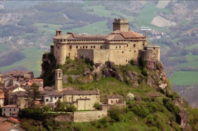 castillo-de-bardi-italia